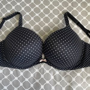 Victoria’s Secret Push-Up T-shirt Bra